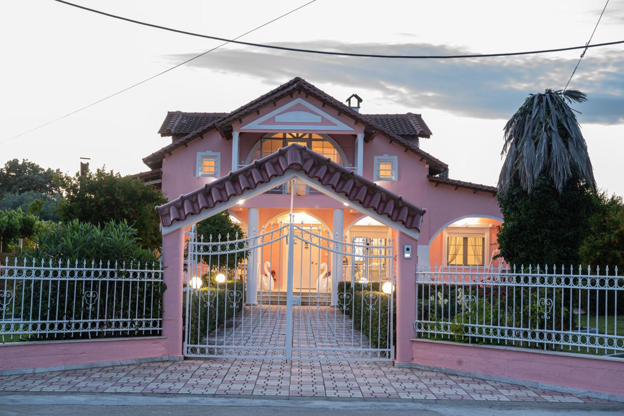 Villa Regina By The Sea Epanomi Exterior photo