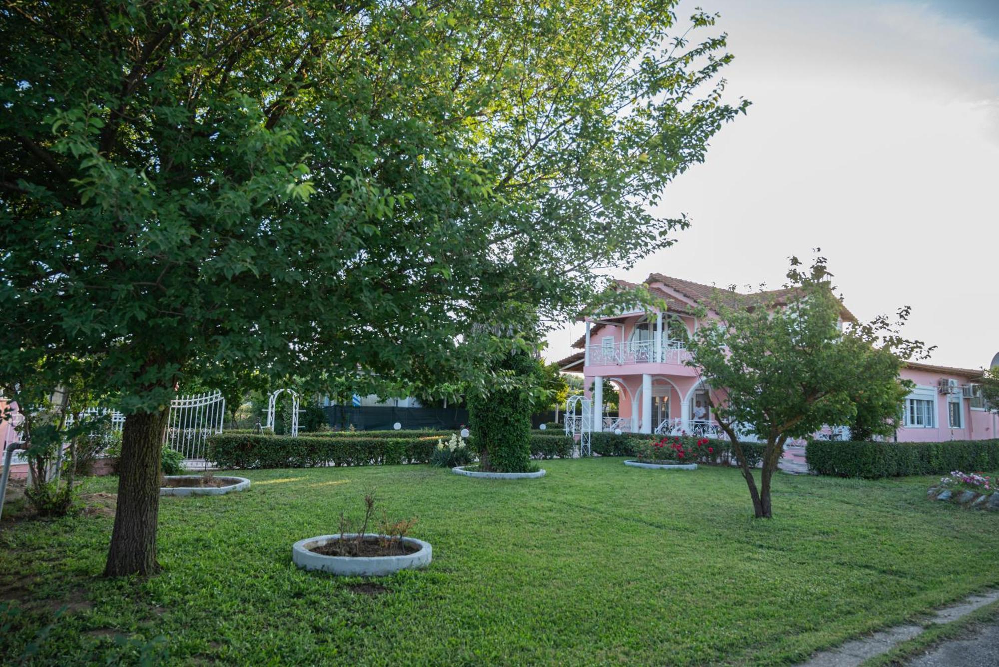 Villa Regina By The Sea Epanomi Exterior photo